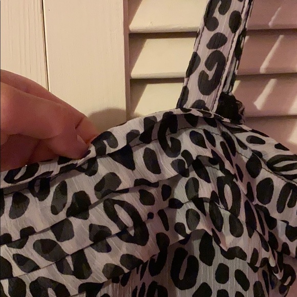 Ruffled sleep shirt - Picture 2 of 3